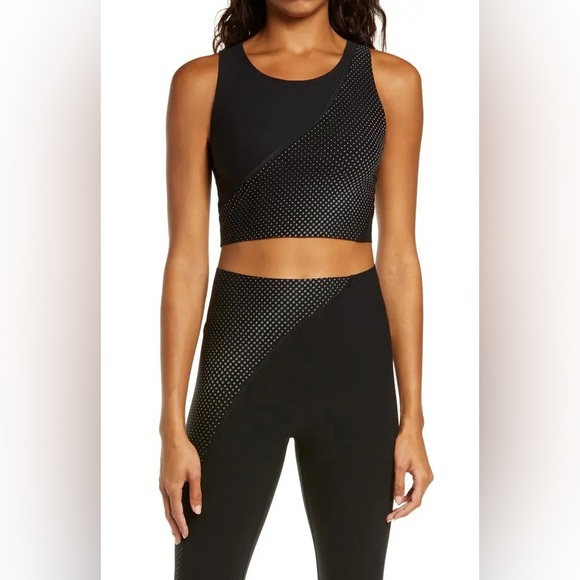 SPANX Reflective Leggings - Picture 5 of 12